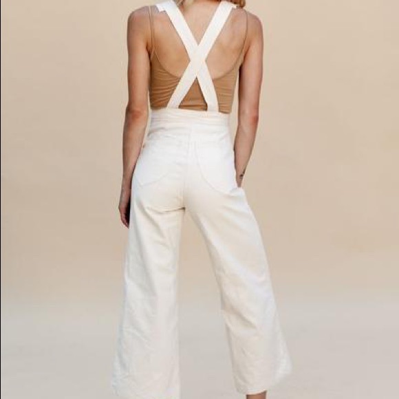 Lykke Wullf Cream Denim Overalls Jumpsuit S NWT - Picture 2 of 8